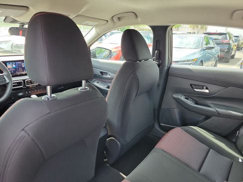 New 2026 Nissan Sentra SR w/ Floor Mat Package FWD image 11