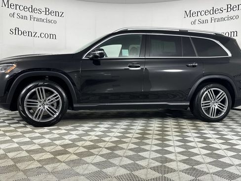 Certified 2026 Mercedes-Benz GLS 450 4MATIC image 9