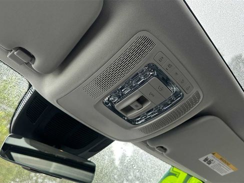 Certified 2025 Mercedes-Benz GLE 350 4MATIC image 23