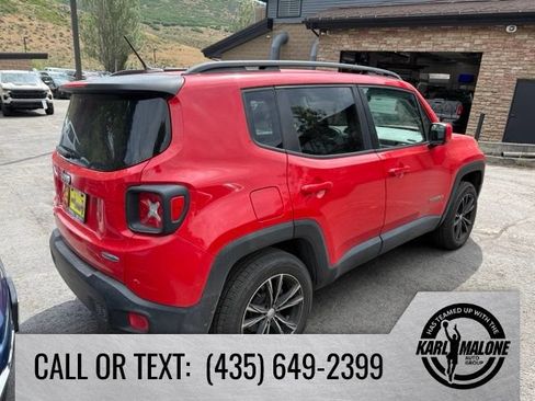 Used 2016 Jeep Renegade Latitude AWD/4WD image 6
