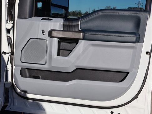 Used 2022 Ford F450 Limited w/ FX4 Off-Road Package image 19