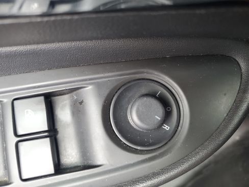 Used 2018 Buick Encore Preferred FWD image 25