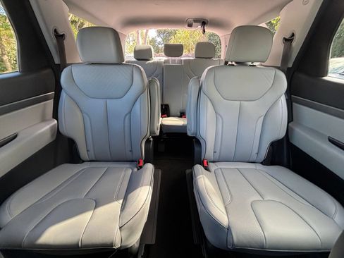 Used 2025 Hyundai Palisade SEL FWD image 41