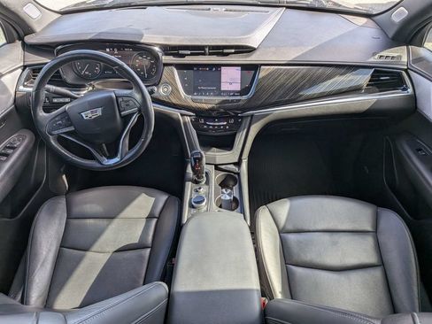 Used 2021 Cadillac XT6 Premium Luxury FWD image 15