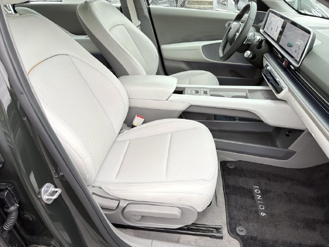 Used 2023 Hyundai Ioniq 6 SEL w/ Cargo Package RWD image 16