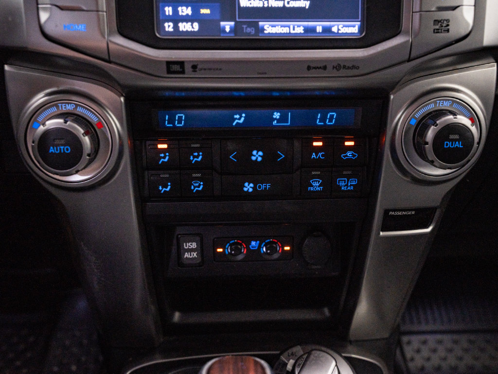 Used 2019 Toyota 4Runner Limited AWD/4WD image 35