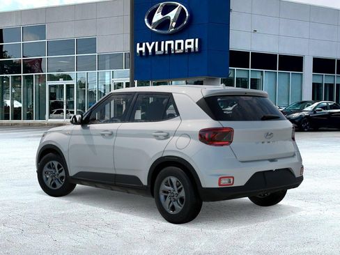 New 2026 Hyundai Venue SE FWD image 5