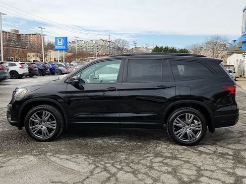 Used 2022 Honda Pilot Sport image 7