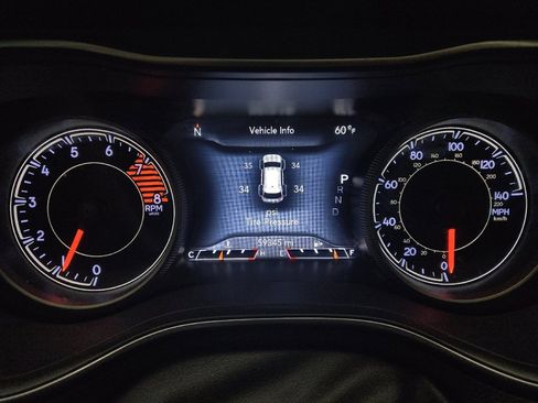 Used 2019 Jeep Cherokee Limited image 23