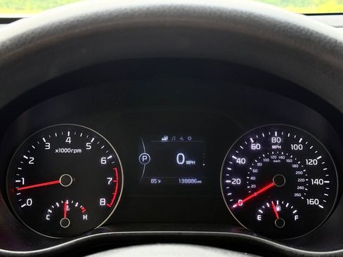 Used 2018 Kia Sportage LX FWD image 28