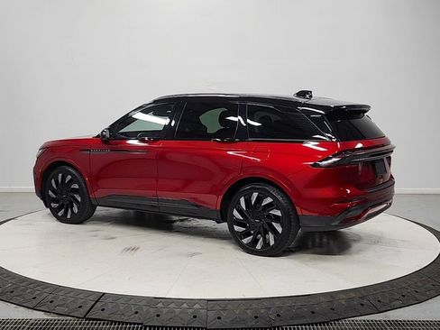 Used 2024 Lincoln Nautilus Reserve w/ Jet Appearance Package (87T) AWD/4WD image 5