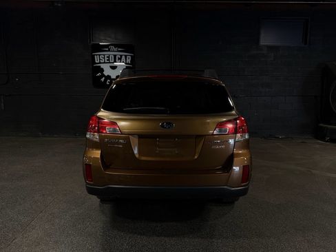 Used 2012 Subaru Outback 2.5i Premium AWD/4WD image 5