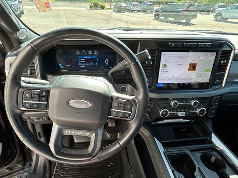 Used 2024 Ford F350 Platinum w/ Tremor Off-Road Package AWD/4WD image 9