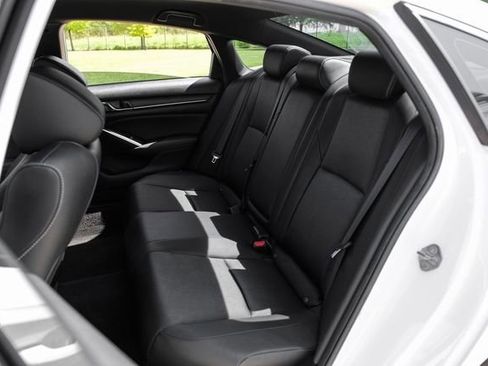 Used 2019 Honda Accord Sport image 38