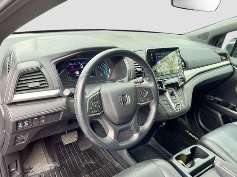 Used 2023 Honda Odyssey Sport image 9