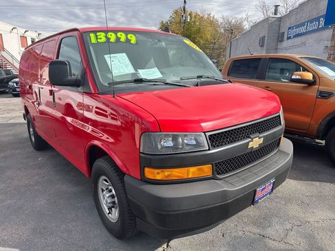 Used 2019 Chevrolet Express 2500 w/ Driver Convenience Package image 5