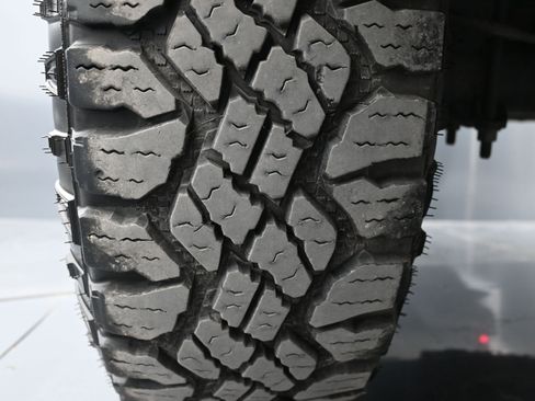 Used 2022 Ford F250 Lariat w/ Tremor Off-Road Package image 18