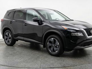 Used 2025 Nissan Rogue SV video 1