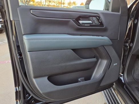 New 2026 GMC Yukon XL AT4 w/ AT4 Premium Package image 21