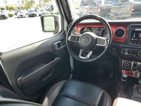 Used 2021 Jeep Wrangler Unlimited Rubicon image 13