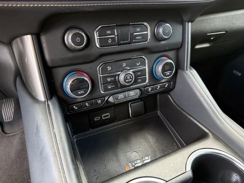 Used 2023 Chevrolet Tahoe Premier image 19