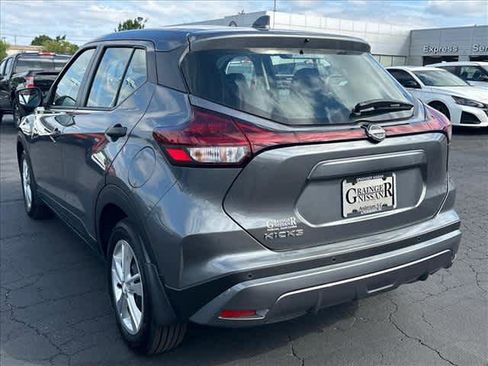 Used 2025 Nissan Kicks Play S FWD image 5