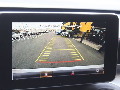 Used 2017 Mercedes-Benz GLC 43 AMG 4MATIC image 11