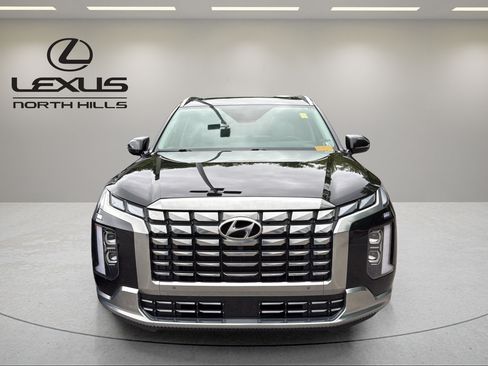 Used 2025 Hyundai Palisade Calligraphy AWD/4WD image 2