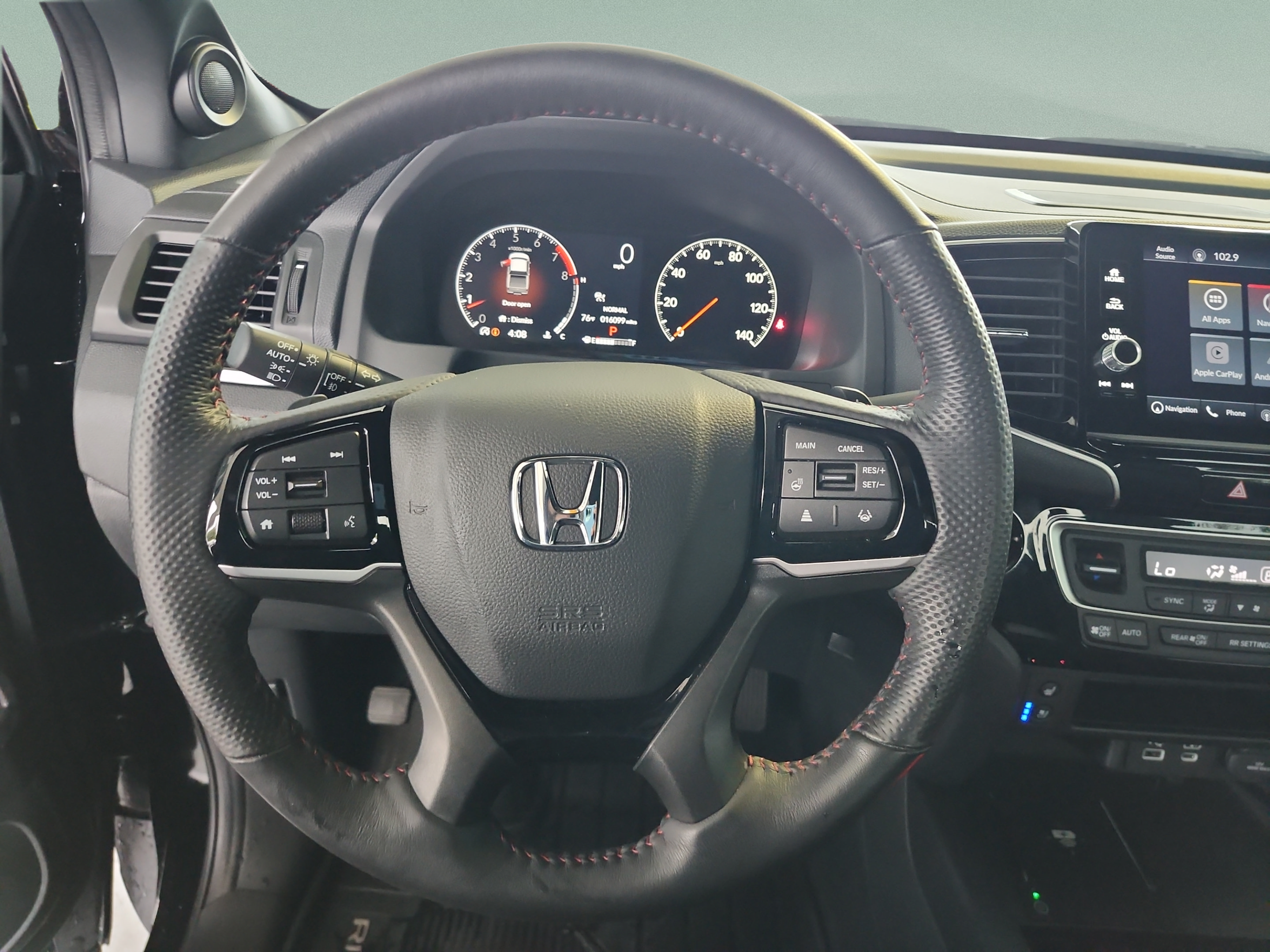 Used 2024 Honda Ridgeline Black Edition image 11