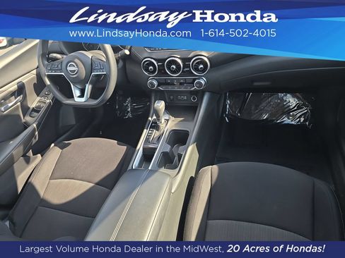 Used 2024 Nissan Sentra SV FWD image 28