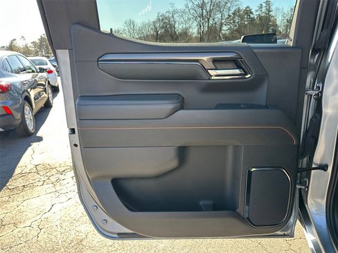 Used 2024 GMC Sierra 1500 AT4 w/ Technology Package image 22