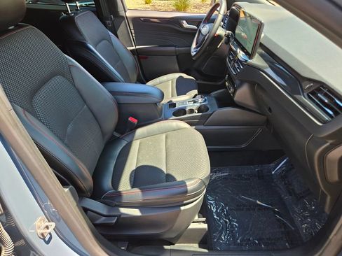 Used 2024 Ford Escape ST-Line w/ Tech Pack #1 AWD/4WD image 13