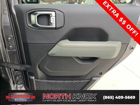 New 2026 Jeep Gladiator Mojave image 24