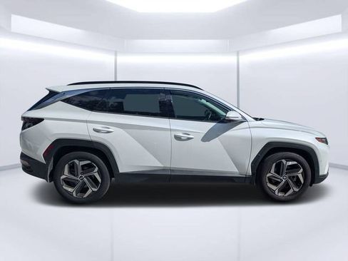 Used 2022 Hyundai Tucson Limited FWD image 2