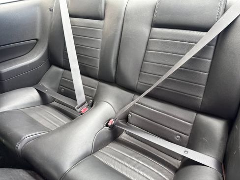 Used 2007 Ford Mustang GT RWD image 4