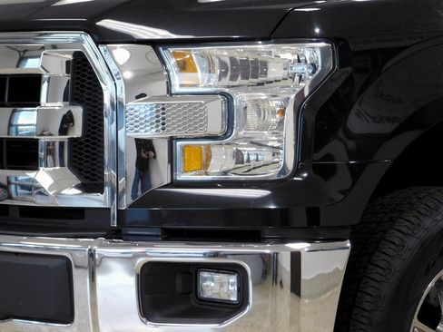 Used 2015 Ford F150 XLT w/ Trailer Tow Package image 19