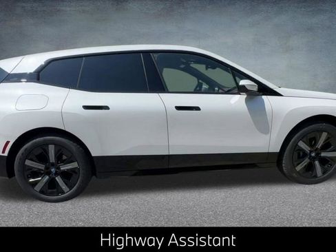 Certified 2024 BMW iX xDrive50 w/ Premium Package AWD/4WD image 30