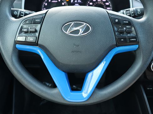 Used 2021 Hyundai Tucson Value FWD image 40