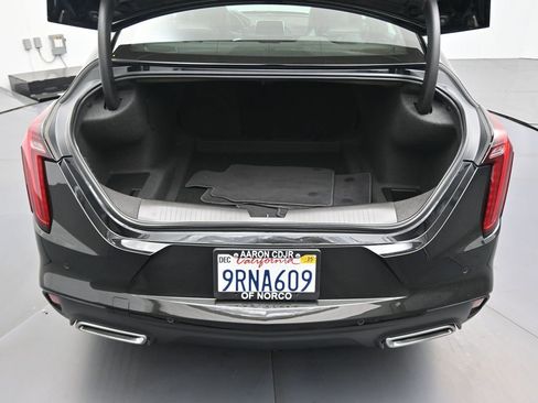 Used 2025 Cadillac CT4 Premium Luxury image 16