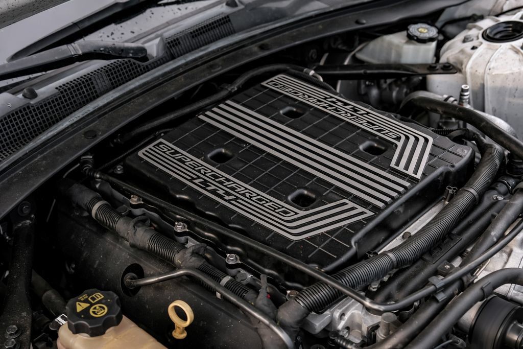 Used 2018 Chevrolet Camaro ZL1 RWD image 33