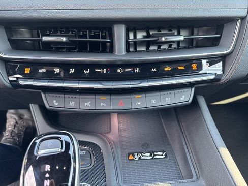 New 2026 Cadillac CT5 V AWD/4WD image 23