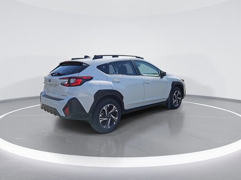 Used 2024 Subaru Crosstrek 2.0i Premium AWD/4WD image 9