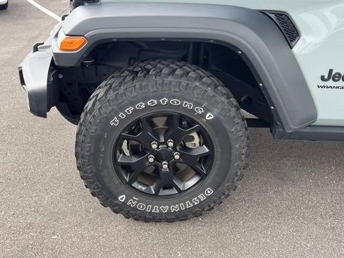 Used 2023 Jeep Wrangler Sport AWD/4WD image 7