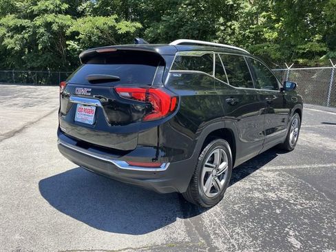 Used 2019 GMC Terrain SLT w/ Preferred Package FWD image 3