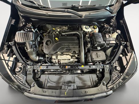 Used 2023 GMC Terrain SLE w/ Driver Convenience Package FWD image 29