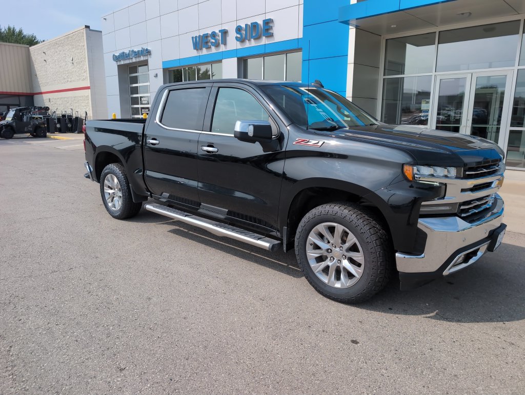 Used 2021 Chevrolet Silverado 1500 LTZ w/ LTZ Premium Package AWD/4WD image 2