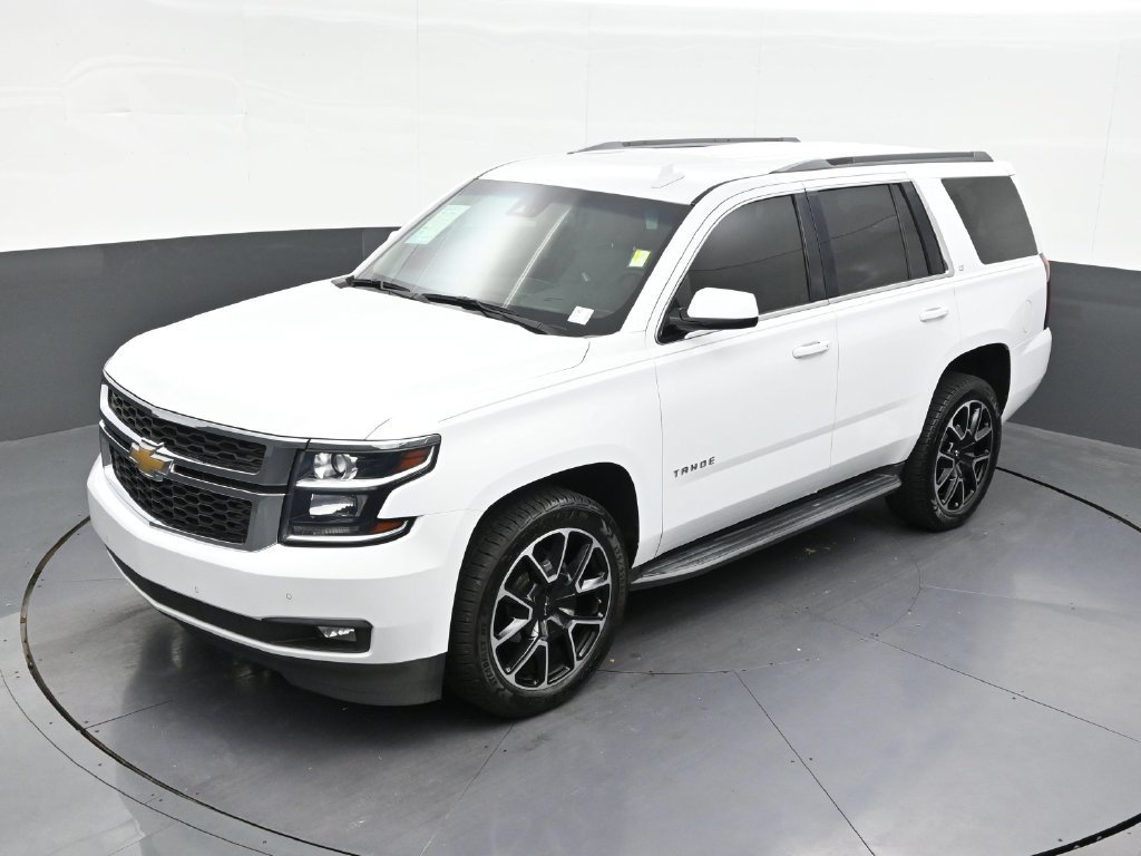 Used 2018 Chevrolet Tahoe LT w/ Luxury Package RWD image 17