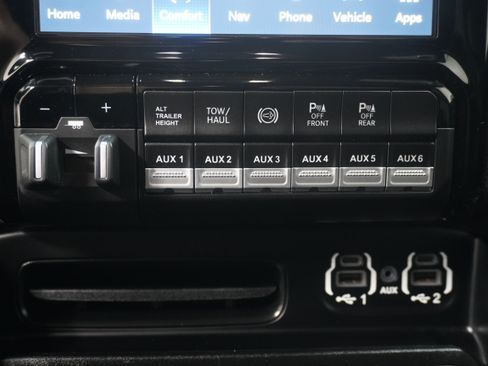 Used 2022 RAM 3500 Limited AWD/4WD image 27
