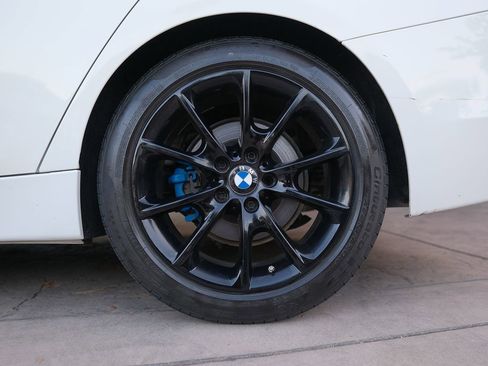 Used 2015 BMW 320i Sedan RWD image 40