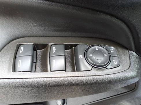 Used 2024 Chevrolet Equinox LT AWD/4WD image 14